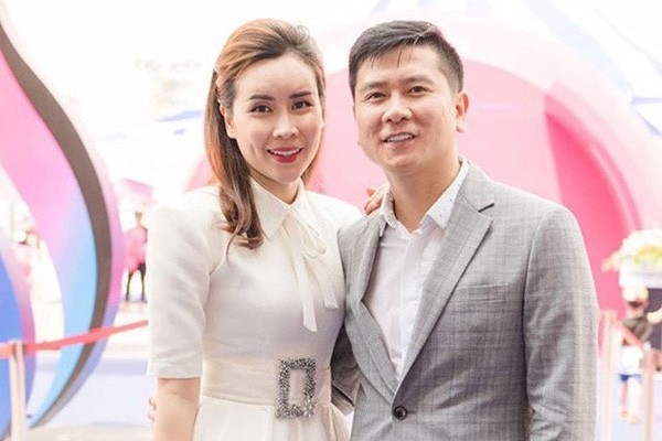 Lưu Hương Giang - Hồ Hoài Anh được xem là cặp đôi đẹp trong làng giải trí.