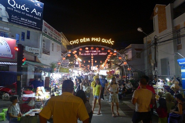 Phòng chống Covid-19, Phú Quốc tạm ngừng hoạt động chợ đêm
