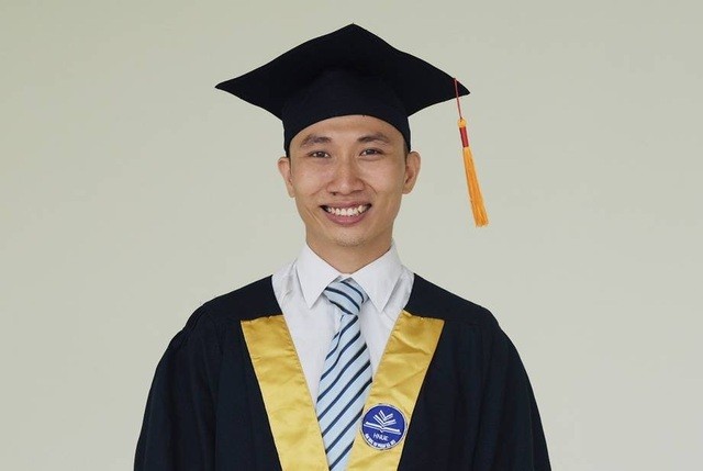 Thủ khoa tốt nghiệp xuất sắc trường ĐH Sư phạm Hà Nội Phạm Việt Dũng.