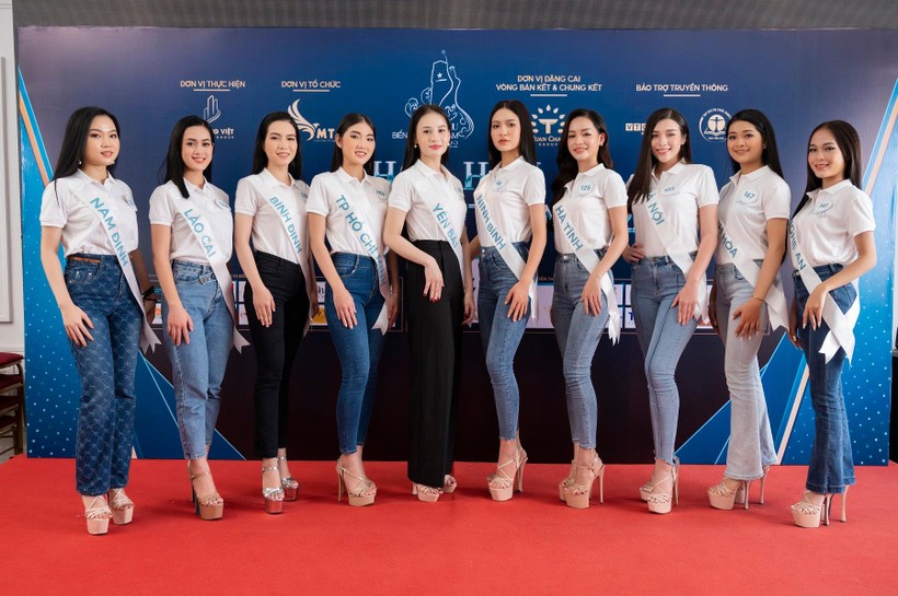 Trao sash chính thức cho Top 50 thí sinh Hoa hậu Biển đảo Việt Nam 2022
