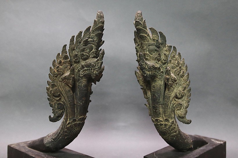 Rắn thần Naga đã được thần thoại và các truyền thống dân gian của các nước Đông Nam Á ca ngợi từ lâu. Hãy xem hình ảnh về Rắn thần Naga, khám phá nét đẹp kì vĩ của chúng và cảm nhận sức mạnh to lớn mà chúng mang lại.
