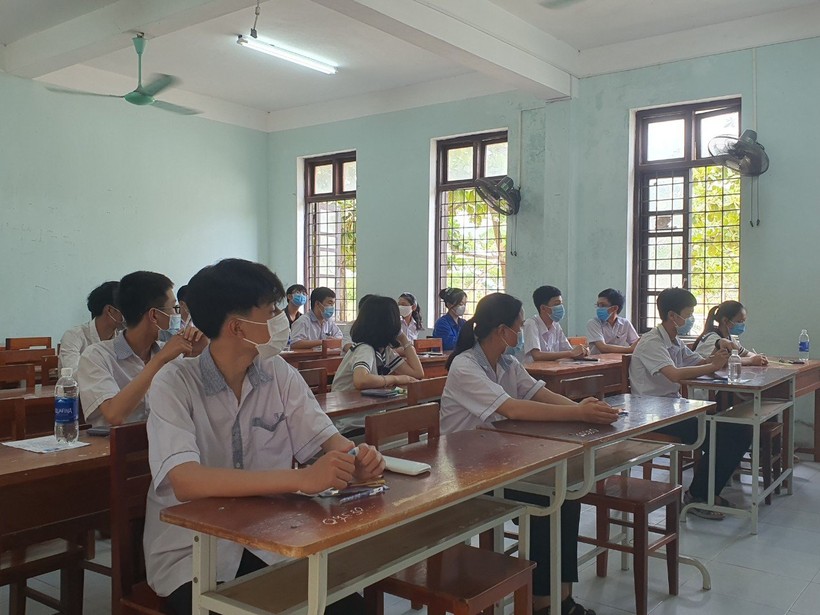 Thí sinh tại Quảng Bình dự thi kỳ thi tuyển sinh vào lớp 10 năm học 2021-2022.