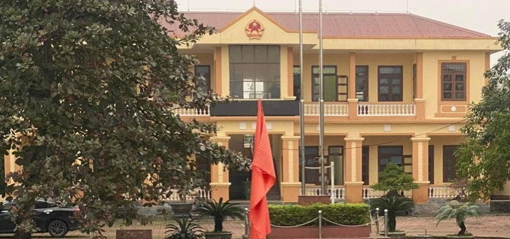 Trụ sở UBND xã Vạn Ninh nơi bà Hà Thị Huyền Trang công tác.