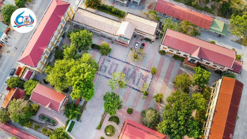 Hình ảnh Trường THPT Lương Thế Vinh nhìn từ trên cao.