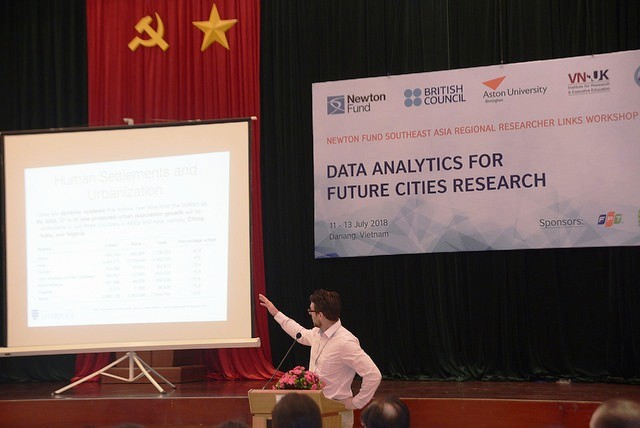 Diễn giả tại Hội thảo "Nghiên cứu phân tích dữ liệu cho Đô thị tương lai"