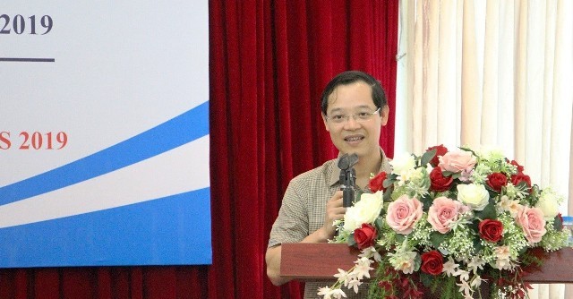 Ông Trương Anh Dũng, Phó Tổng Cục trưởng Tổng cục Giáo dục nghề nghiệp phát biểu tại Hội nghị tập huấn