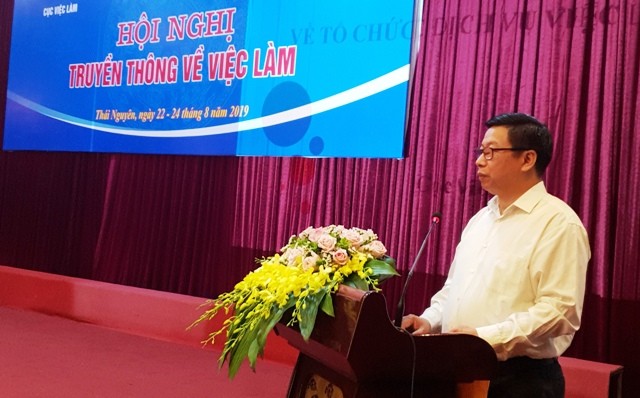 Ông Lê Quang Trung - Phó Cục trưởng Cục Việc làm phát biểu tại hội nghị