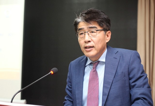 TS Chang Hee Lee, Giám đốc ILO tại Việt Nam