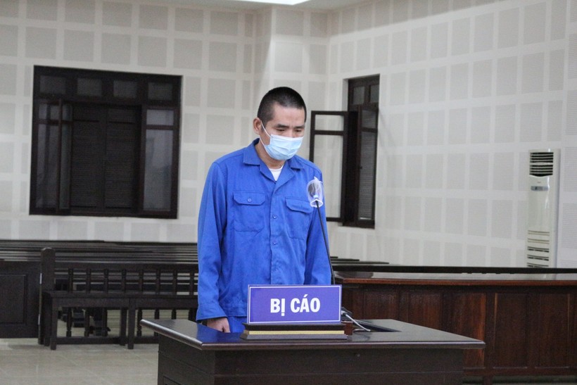 Bị cáo Xue Xiao Rong tại tòa. 