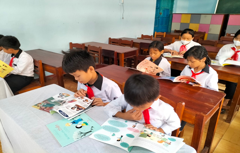 Học sinh Trường Phổ thông dân tộc bán trú THCS Nguyễn Bỉnh Khiêm. 