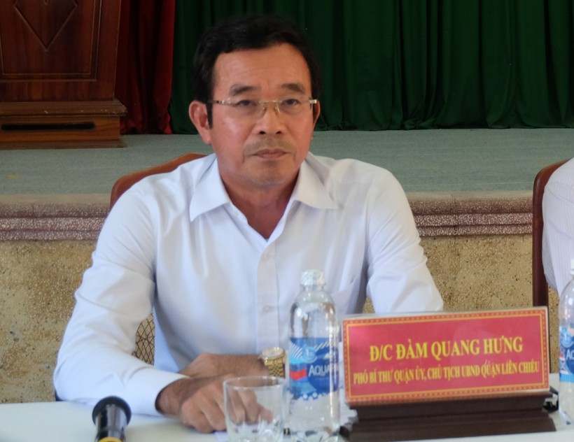 Ông Đàm Quang Hưng khi còn làm Phó Bí thư Quận ủy, Chủ tịch UBND quận Liên Chiểu. Ảnh: Hoàng Vinh 