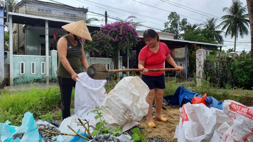 Công tác phòng chống bão số 4 đang được người dân tỉnh Quảng Nam tích cực triển khai.