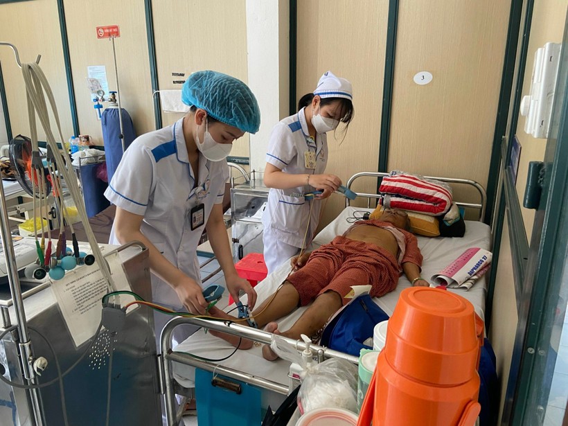 Sinh viên được đến Bệnh viện để học tập. Ảnh: Nguyễn Tuyên