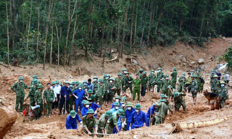 Tìm thấy 13 thi thể Đoàn cán bộ công tác gặp nạn tại Trạm 67 Thừa Thiên Huế và đã xác minh được danh tính.