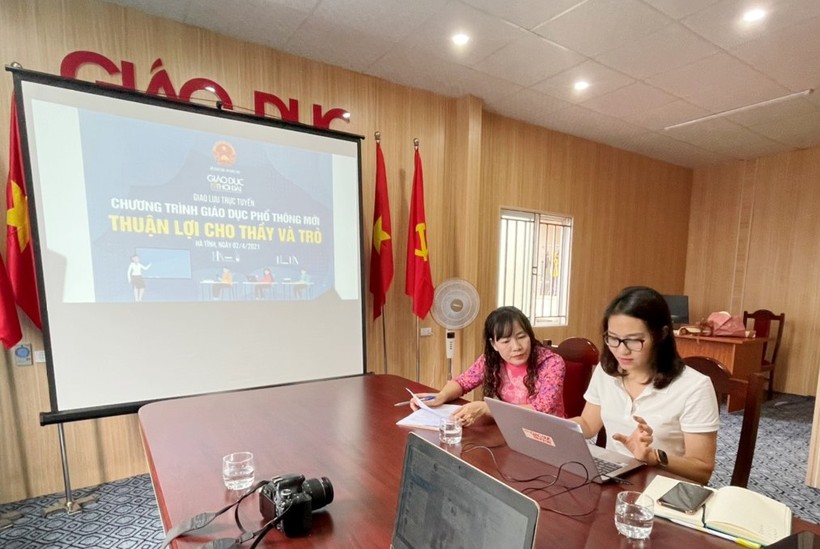 Cô Trịnh Thị Ánh Tuyết, hiệu trưởng Trường tiểu học Bắc Hà giao lưu trực tuyến với Báo GD&TĐ về Chương trình GDPT mới.