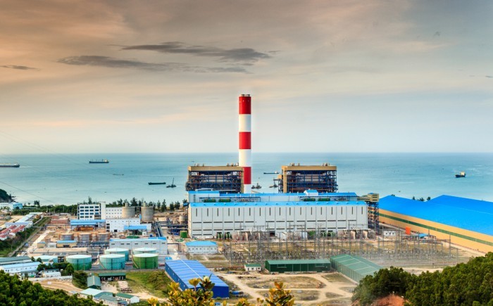 Toàn cảnh Nhà máy Nhiệt điện Vũng Áng 1 đã đi vào sản xuất lâu nay.