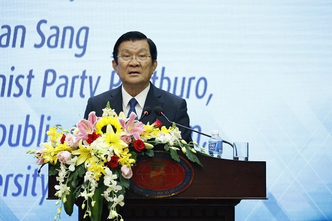 Nguyên Chủ tịch nước Trương Tấn Sang phát biểu trong buổi lễ khai giảng