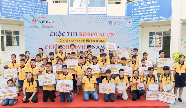 Lễ vinh danh các tài năng Robotacon- Cúp ROBOTVIET năm 2018.