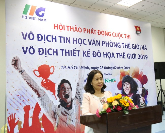 Bà Vũ Thị Bích Ngọc - GĐ Chi nhánh IIG Việt Nam tại TPHCM, Phó trưởng BTC 2 cuộc thi MOSWC 2019 và ACAWC 2019 phát biểu tại buổi hội thảo.