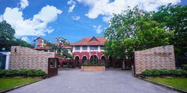 Khuôn viên trường ĐH Công nghệ Đồng Nai.