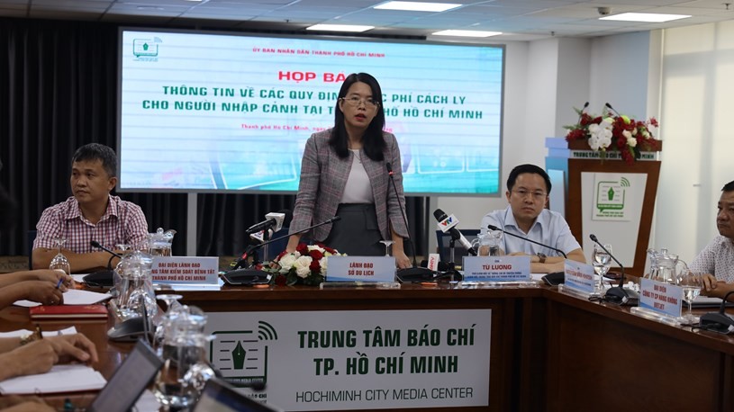 Phó Giám đốc Sở Du lịch TP.HCM Nguyễn Thị Ánh Hoa phát biểu tại họp báo. (Ảnh: TTBC)