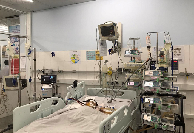 Bệnh viện đã sử dụng kỹ thuật ECMO xuyên Tết để cứu sống bệnh nhi 15 (Ảnh: BVCC)