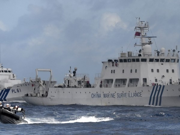 Tàu hải giám Trung Quốc gần khu vực quần đảo tranh chấp Senkaku, mà Bắc Kinh gọi là Điếu Ngư, trên Biển Hoa Đông ngày 1/7/2013. (Nguồn: Kyodo/TTXVN)