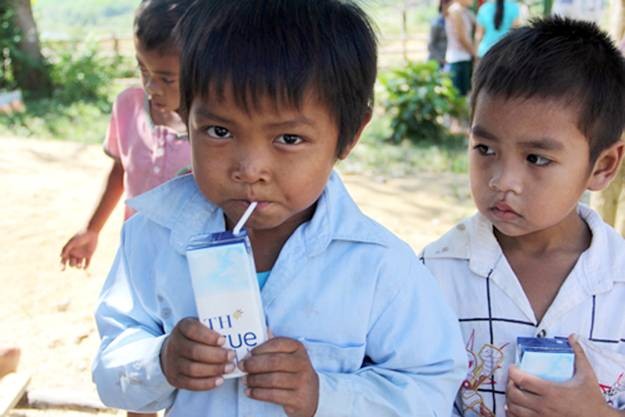 Mục tiêu của TH True Milk là mọi trẻ em vùng khó đều được uống sữa