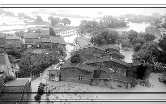 Việt Nam là một trong 10 nước chịu ảnh hưởng nặng nề nhất bởi bão lũ và biến đổi khí hậu toàn cầu