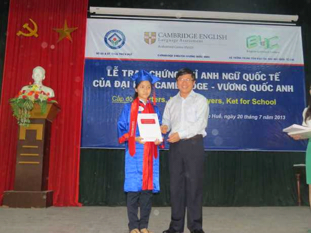 Thừa Thiên Huế: Giúp HS lớp 12 tự đánh giá năng lực ngoại ngữ