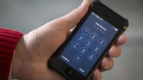 FBI tiếp tục bẻ khóa thêm iPhone, iPod của nghi phạm