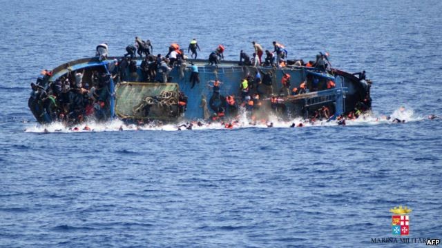 Hơn 700 người nghi thiệt mạng trong 3 vụ đắm tàu ở Địa Trung Hải