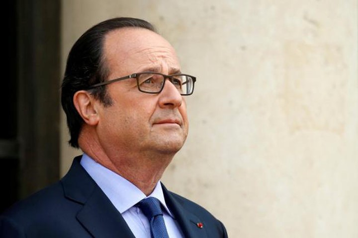 Tổng thống Pháp gây xôn xao vì tiền cắt tóc 11.000 USD/tháng