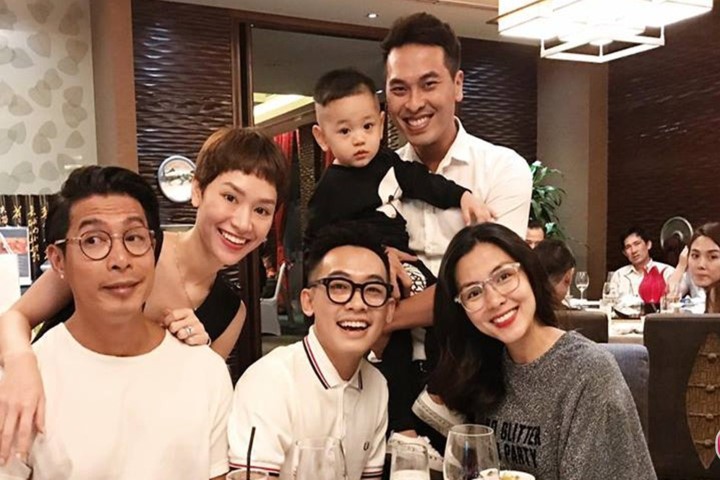 “Bà bầu” Tăng Thanh Hà trẻ trung đi sinh nhật con trai Trà My Idol