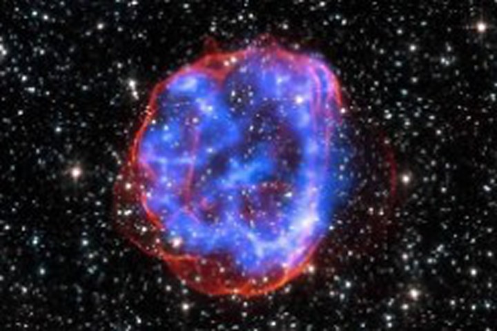 Hố đen “ăn thịt” tạo ra siêu tân tinh sáng hơn Mặt trời 570 tỷ lần?