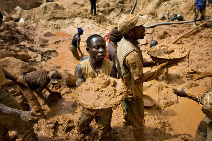 Ít nhất 20 người thiệt mạng trong vụ sập mỏ vàng ở CHDC Congo