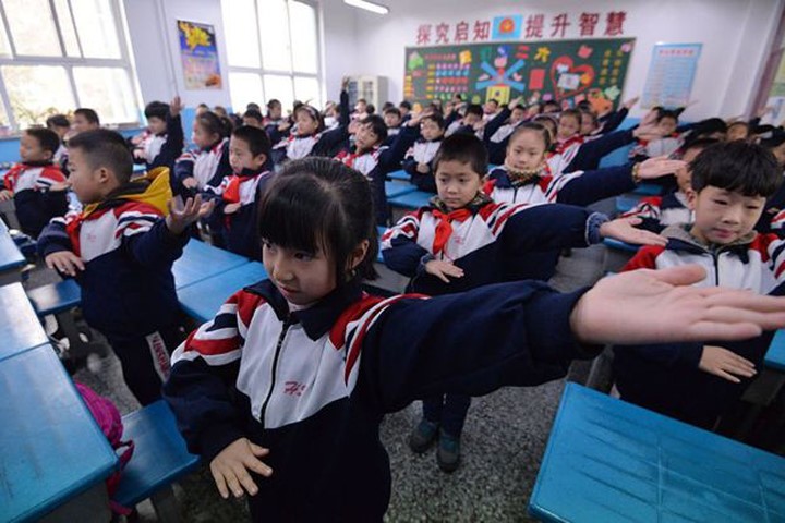 Trung Quốc: Bố mẹ "xắn tay" tự trị bạo lực trường học