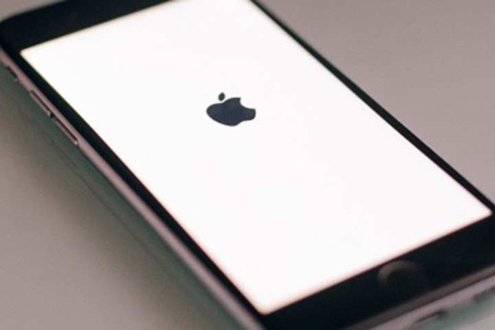 iPhone 7 siêu bảo mật, giá hơn 100 triệu đồng