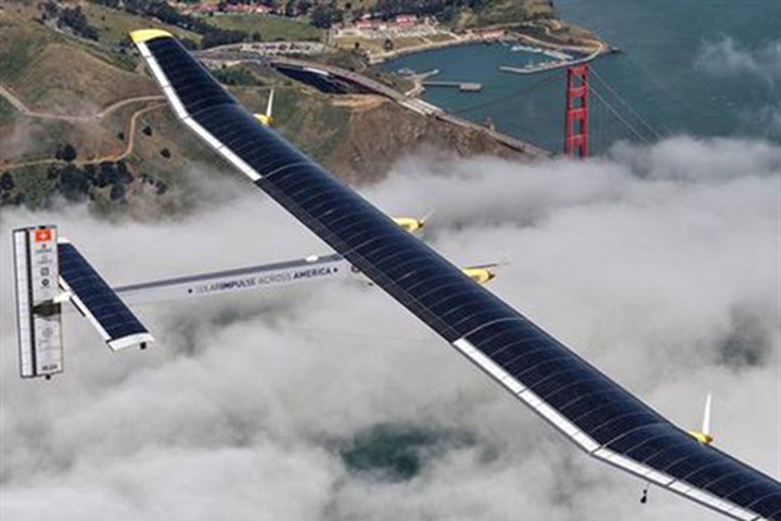 Máy bay năng lượng Mặt trời lần đầu tiên bay cao đến thế, gấp đôi Boeing 787