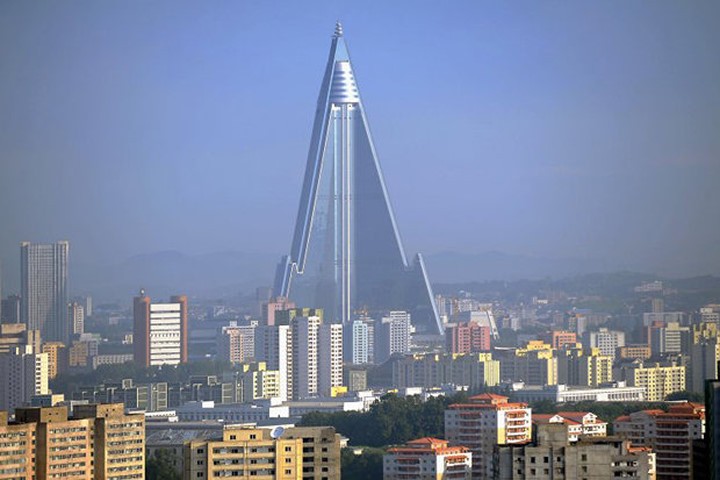 Khách sạn "ngày tận thế" bí ẩn nhất thế giới ở Triều Tiên
