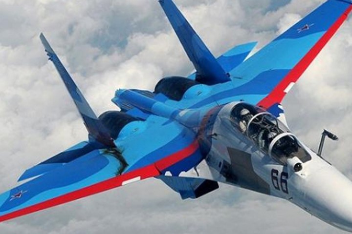 Putin nhắc nhở không quân sẵn sàng chiến tranh