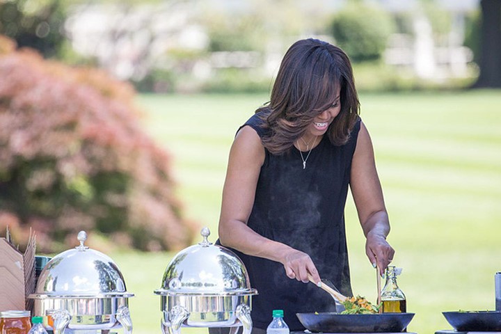 Cựu đệ nhất Obama làm giám khảo Master Chef nhí