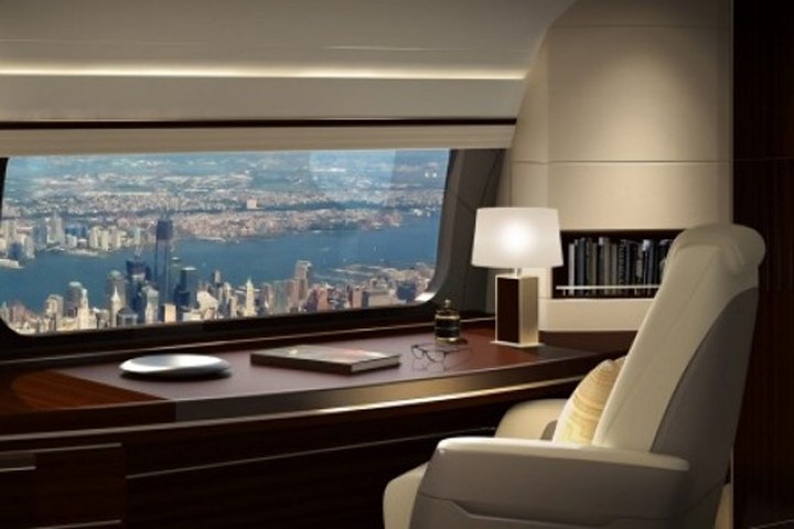 Máy bay có cửa sổ lớn cho du khách ngắm cảnh