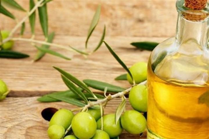 Tại sao các chuyên gia dinh dưỡng lại ví dầu oliu như "vàng lỏng"?