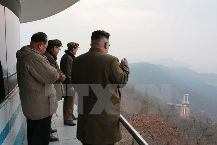 Ông Kim Jong-un thị sát lực lượng đặc công Triều Tiên diễn tập