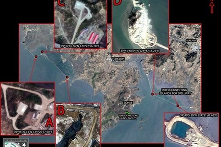Ảnh vệ tinh về các cơ sở hạ tầng trên những thực thể được cho là do Triều Tiên xây dựng, cải tạo. Ảnh: Google Earth

