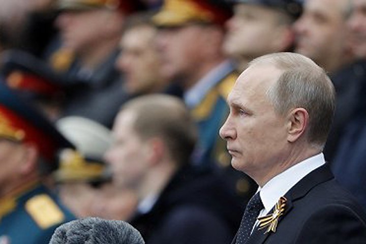 Ông Putin trong lễ duyệt binh ngày 9/5.