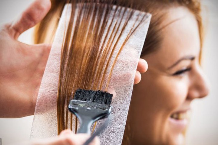 Các phản ứng phụ có thể xảy ra của thuốc nhuộm tóc