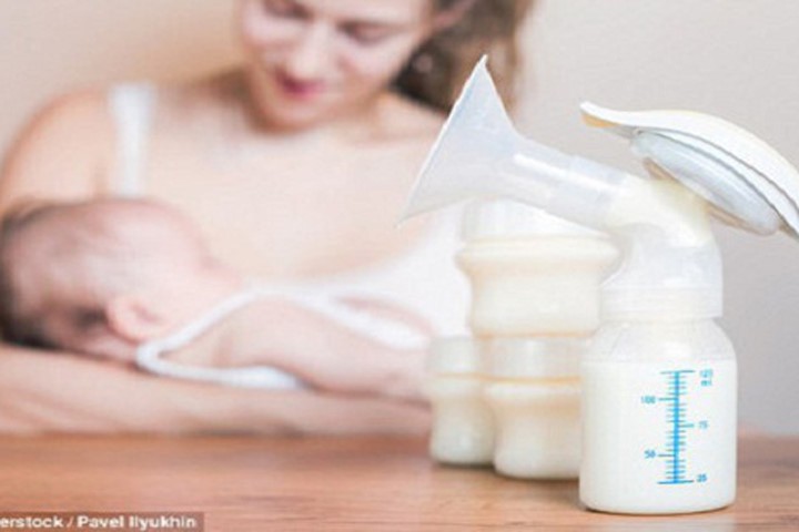 Các nhà khoa học đã tình cờ tìm ra chất tiêu diệt tế bào ung thư trong sữa mẹ.
