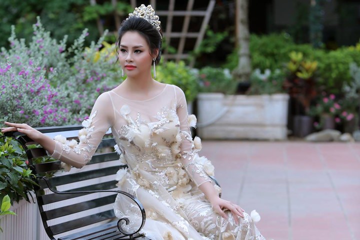 Hoa hậu Biển Thùy Trang thay đổi thế nào sau 1 năm đăng quang?